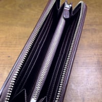 スペインラムエントレフィーノを編み込んだラウンドジップウォレット