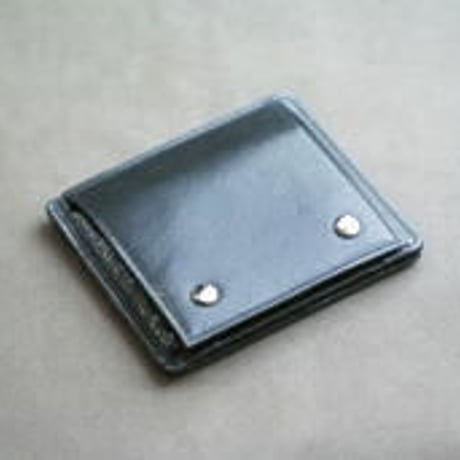 手のひらサイズの機能抜群なウォレット