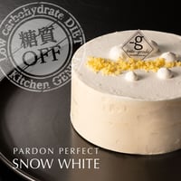 Snow White５層のチーズケーキ（４号12cm）