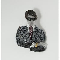 marianne batlle（マリアンヌバトル） ブローチ St Laurent Gris small　サンローランS　パリ　ハンドメイド　ガラスビーズ　フランス