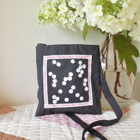 空っぽは便利 BEBEK / 鈴木いづみ トートバッグ　青山ヒュッテ 空っぽは便利 BEBEK / 鈴木いづみ トートバッグ 青山ヒュッテ