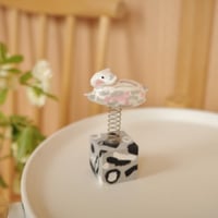 うえのよう | はずむ動物のオブジェ