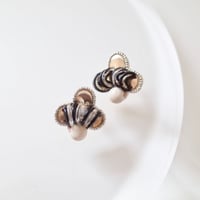 tamas | KOUNOTORI ピアス