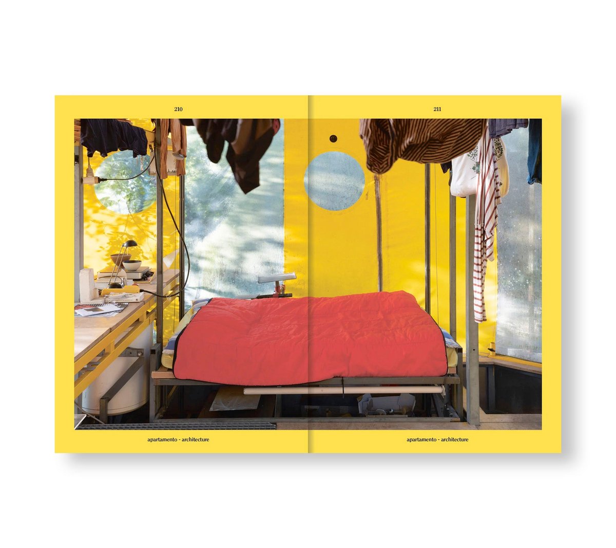 APARTAMENTO ISSUE #33 Spring/Summer 2024 | 誠光社