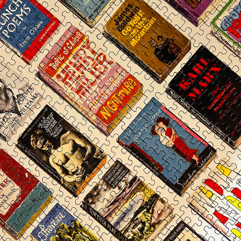 Classic Paperbacks 1000 Piece Puzzle | 誠光社 通信販売 Classic Paperbacks 1000 Piece Puzzle | 誠光社 通信販売