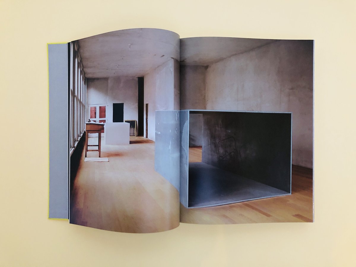 Donald Judd: Spaces 新品未開封 Donald Judd Spaces ドナルド・ジャッド ハードカバー 写真集
