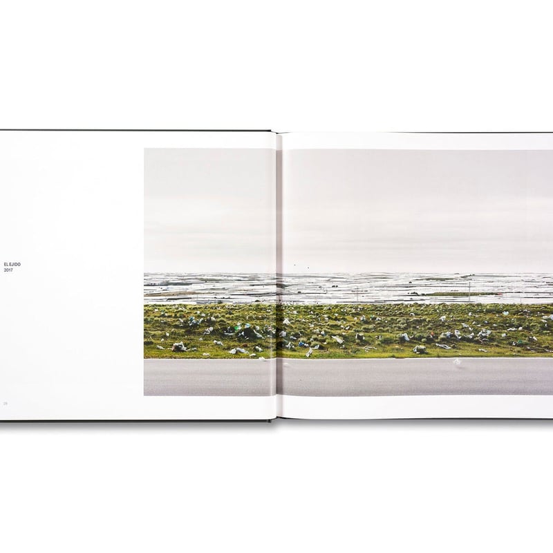 VISUAL SPACES OF TODAY | 誠光社 通信販売 VISUAL SPACES OF TODAY | 誠光社 通信販売