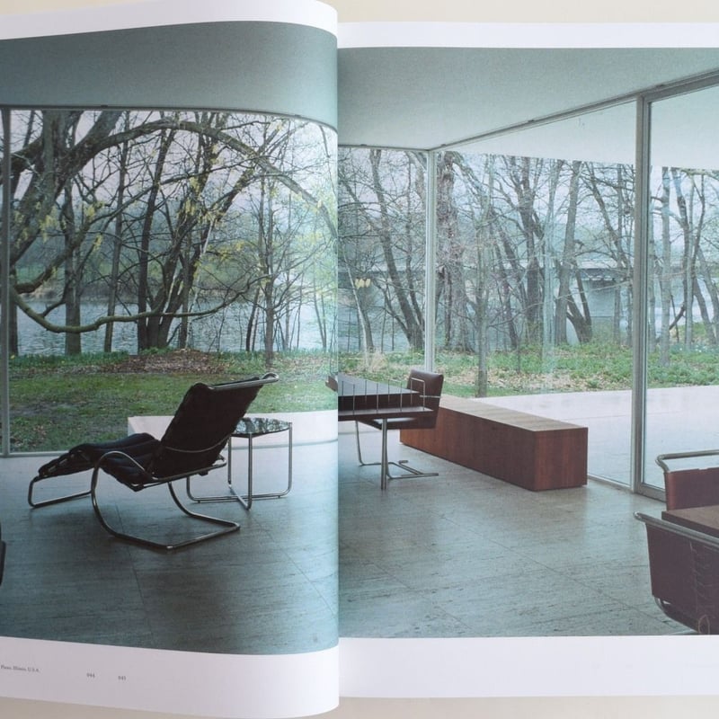 Mies van der Rohe / Photographs by Yoshihiko Ue Mies van der Rohe / Photographs by Yoshihiko Ue