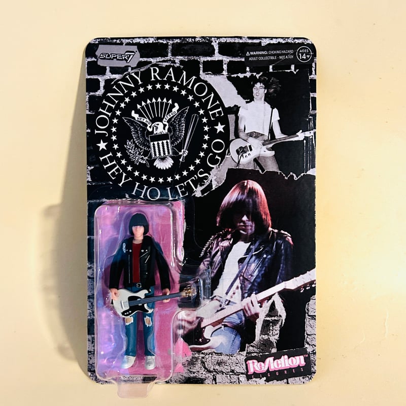 ラモーンズ　フィギュア　Ramones Amazon | ジョニー ラモーン Re Action フィギュア Johnny