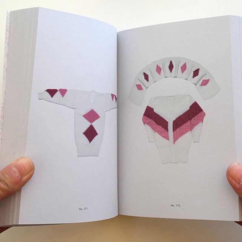The Collected Knitwork Of Loes Veenstra | 誠光社 通信販売 The Collected Knitwork Of Loes Veenstra
