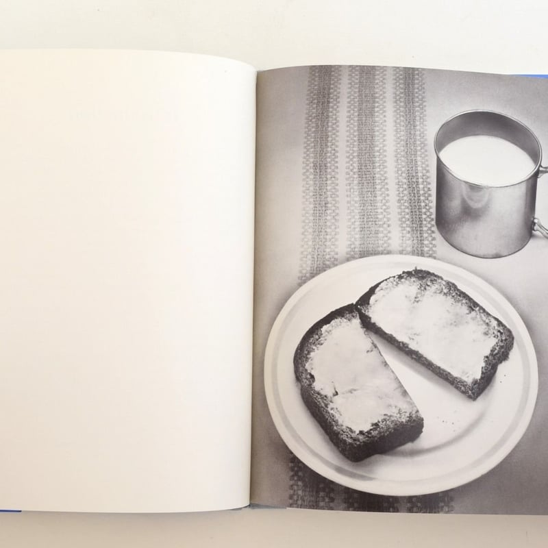 The First Picture Book | 誠光社 通信販売