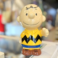 チャーリーブラウン貯金箱　SNOOPY  / PEANUTS/チャーリーブラウン立体コインバンク　SPY-529
