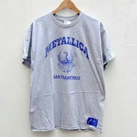 ROCK OFF/ METALLICA(メタリカ) 「COLLEGE CREST」   半袖Tシャツ/ブラック　44MG