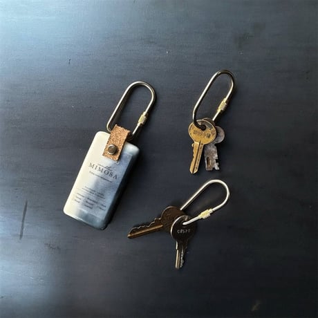 【Lib Curate】シルバーとゴールドのコントラストが美しいカラビナ　The Orbit Carabiner 15664
