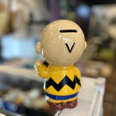チャーリーブラウン貯金箱　SNOOPY  / PEANUTS/チャーリーブラウン立体コインバンク　SPY-529