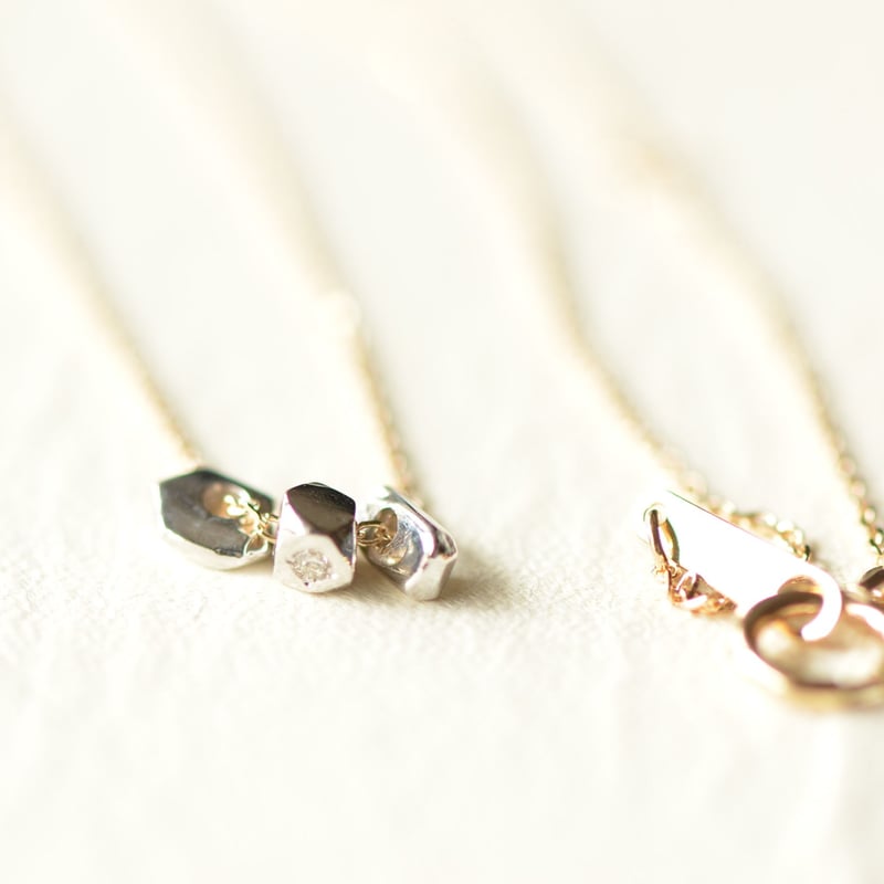 ダイヤモンドのコンビネーションネックレス|K10WG,K10YG|SNN ダイヤモンドのコンビネーションネックレス|K10WG,K10YG|SNN