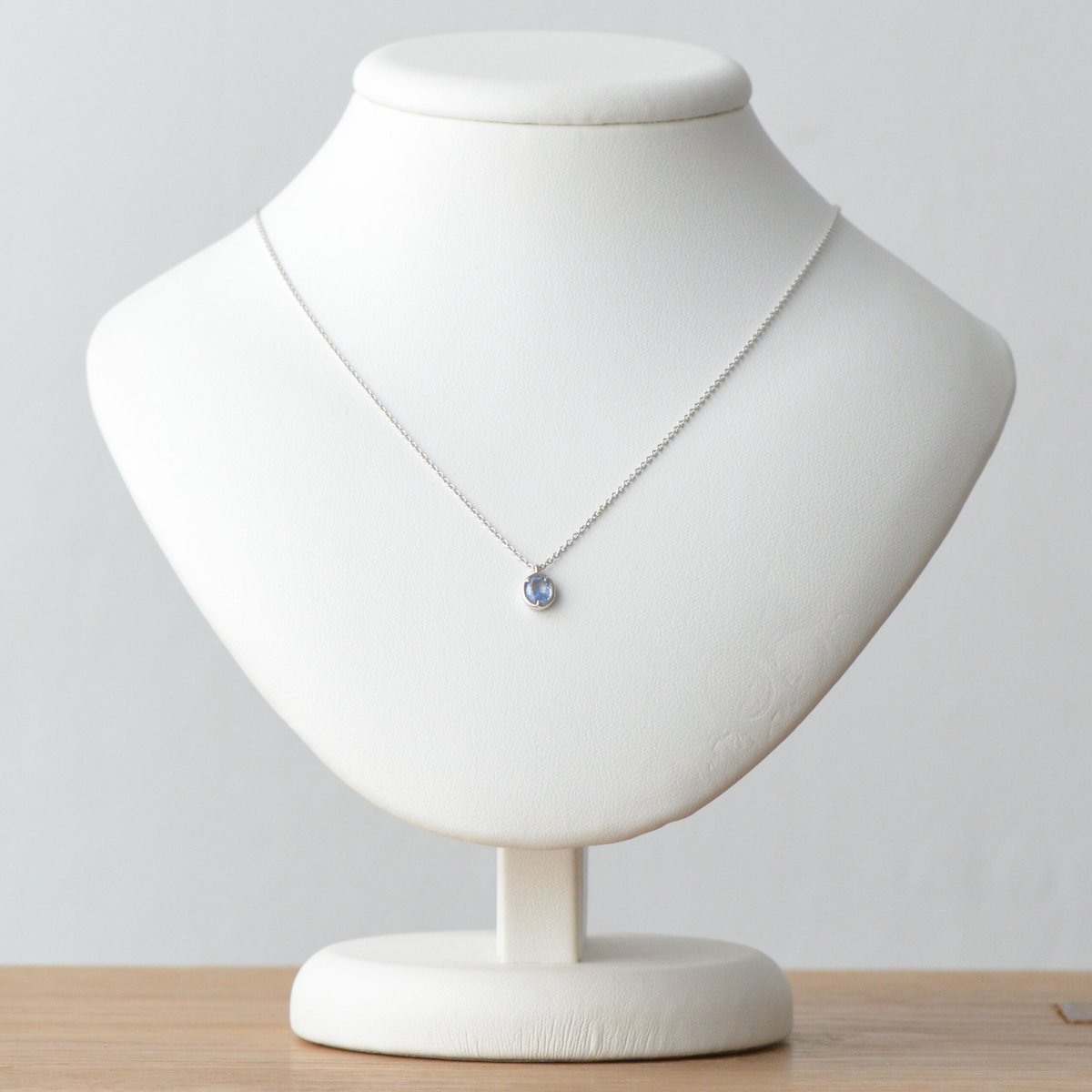 サファイアネックレス・水色|SV|SNN-094-1 | KAZOKU JEWELLERY サファイアネックレス・水色|SV|SNN-094-1 | KAZOKU JEWELLERY