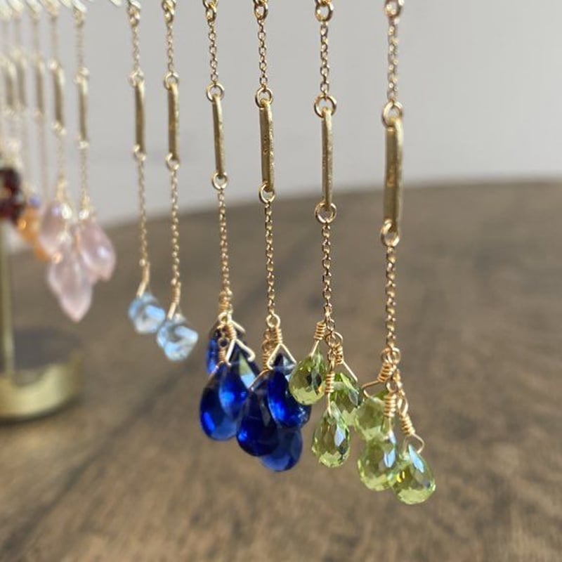 ペリドットのロングピアス｜K18YG｜SNP-148PE-LO | KAZOKU JEWELLERY