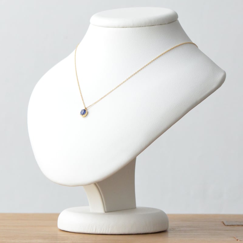 サファイアネックレス・青色|K18YG|SAN-005 | KAZOKU JEWELLERY サファイアネックレス・青色|K18YG|SAN-005 | KAZOKU JEWELLERY