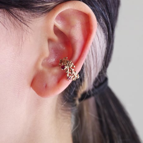 wreath earcuff ルビー