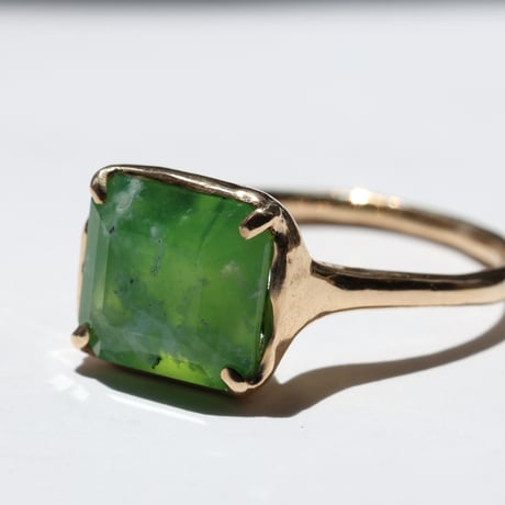 moss ring グリーンオパール