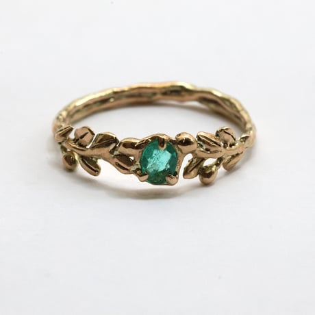 wreath ring エメラルド