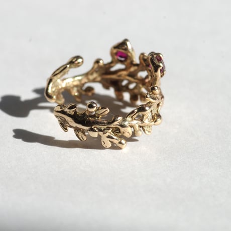 wreath earcuff ルビー