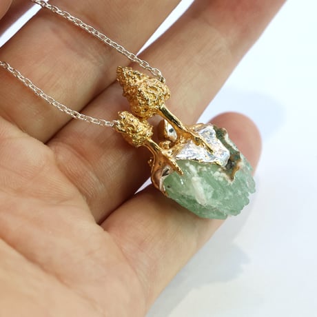 "roca necklace gold" アポフィライト