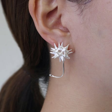 "SEED" モミジバフウ ピアス