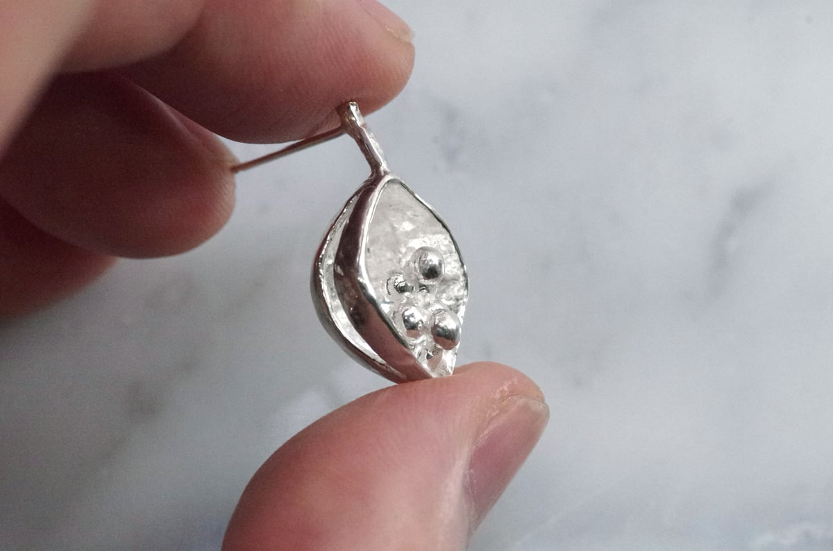 fillyjonk コスモスのピアス コスモスのピアス / cosmos earrings | atelier mozu