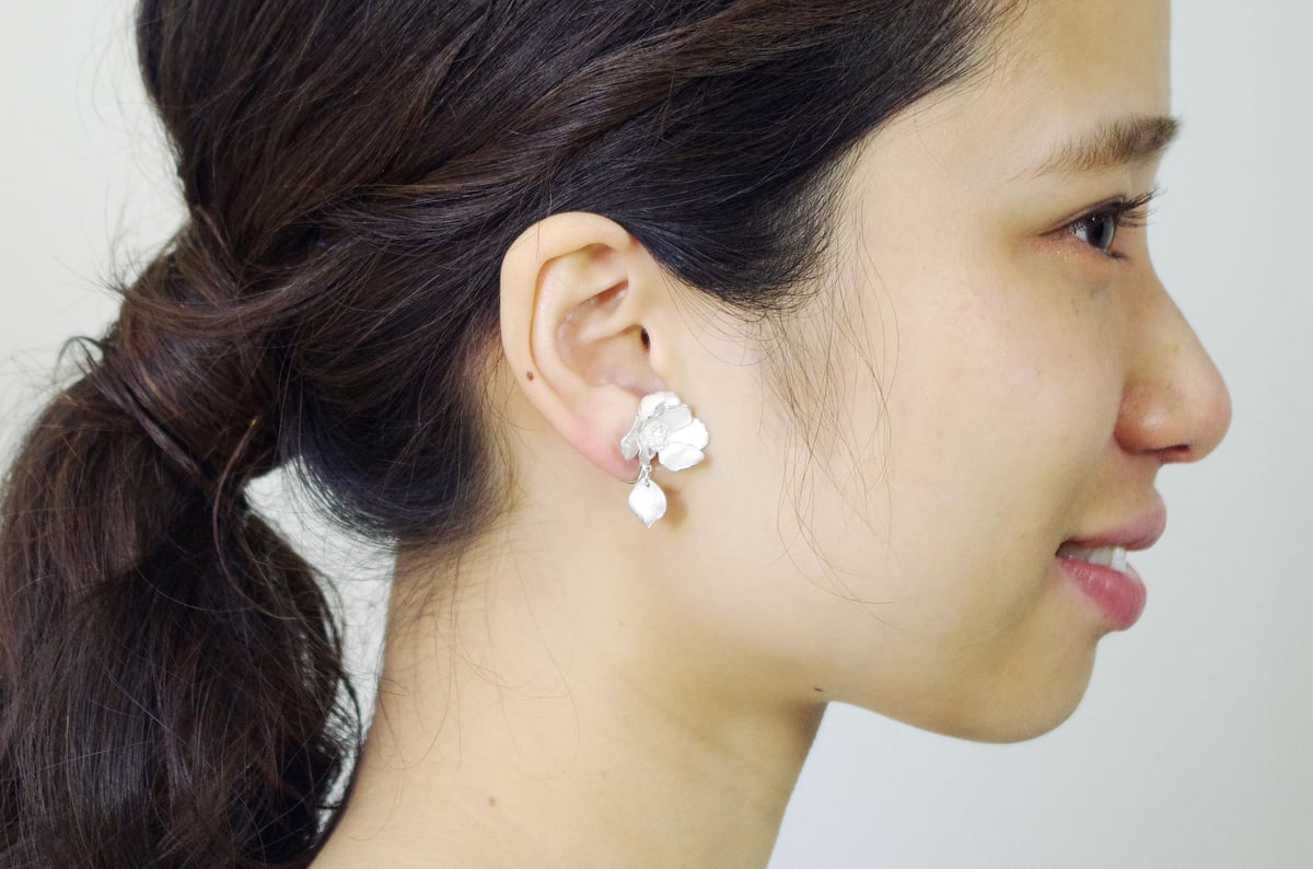 silver moon earring