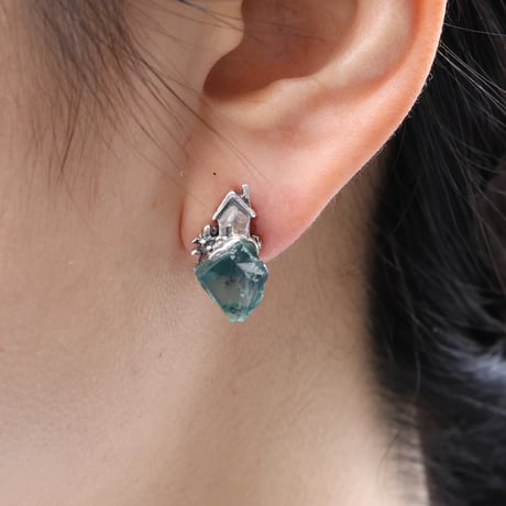 "roca earring sv" ロジャリーフローライト