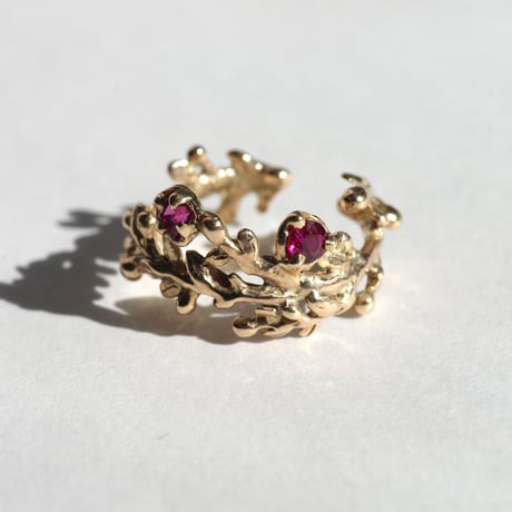 wreath earcuff ルビー