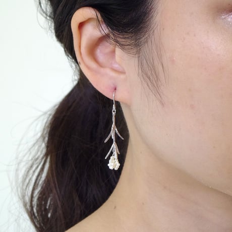 "Rice flower pierced" small