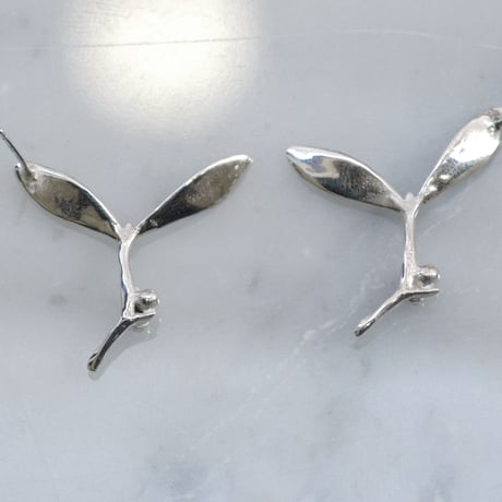 "SEED" ヤドリギ ピアス
