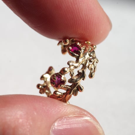wreath earcuff ルビー