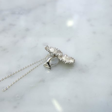 "Harujion earring" 12分咲き wh