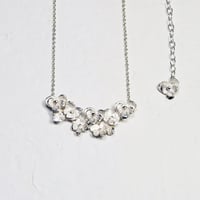 "pansy necklace" wh