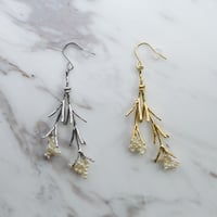 "Rice flower pierced" large