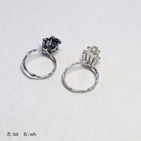 "marmo ring" bk/wh Large size