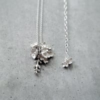 "bouquet necklace" wh/sv hydrangea+silverdallar+poppy