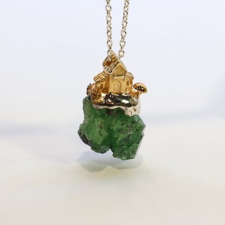 "roca pierce gold" パイライトwithツァボライト