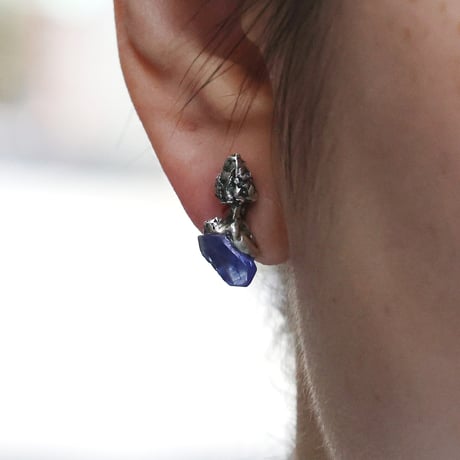 "roca earring sv" タンザナイト