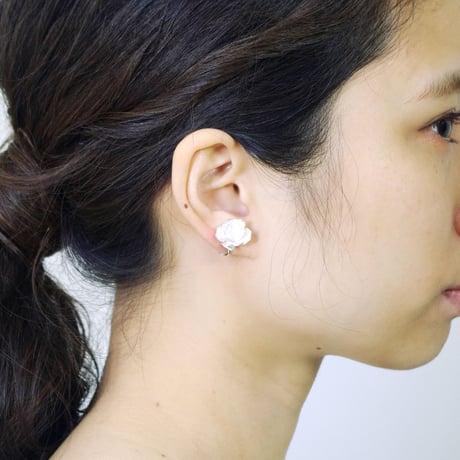 "silver moon earring" 7分咲き