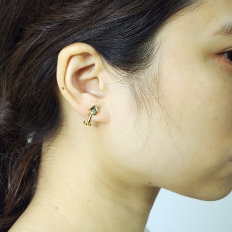 "archi earring" gold 02/04/06