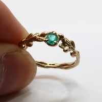 wreath ring エメラルド