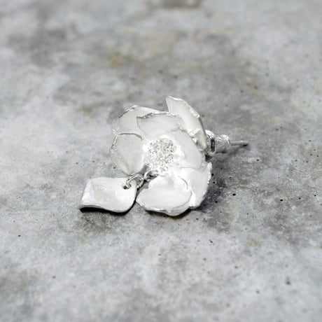 "silver moon pierce" 12分咲き