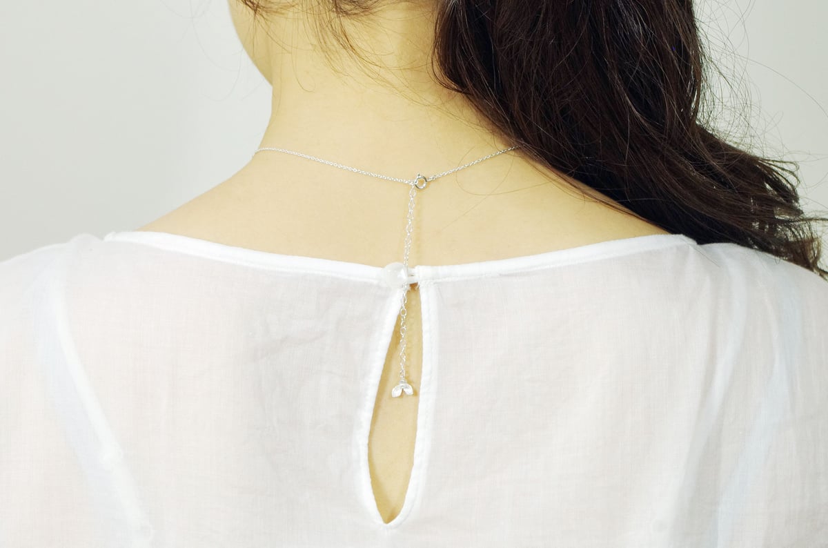 akebia necklace