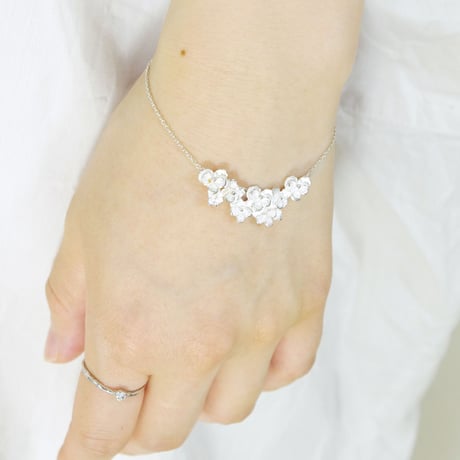 "pansy bracelet" wh