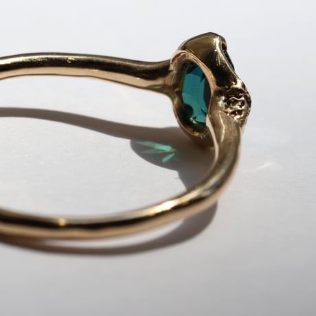 moss ring ラズライト